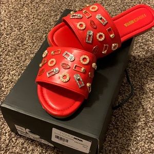 Slides/Sandals